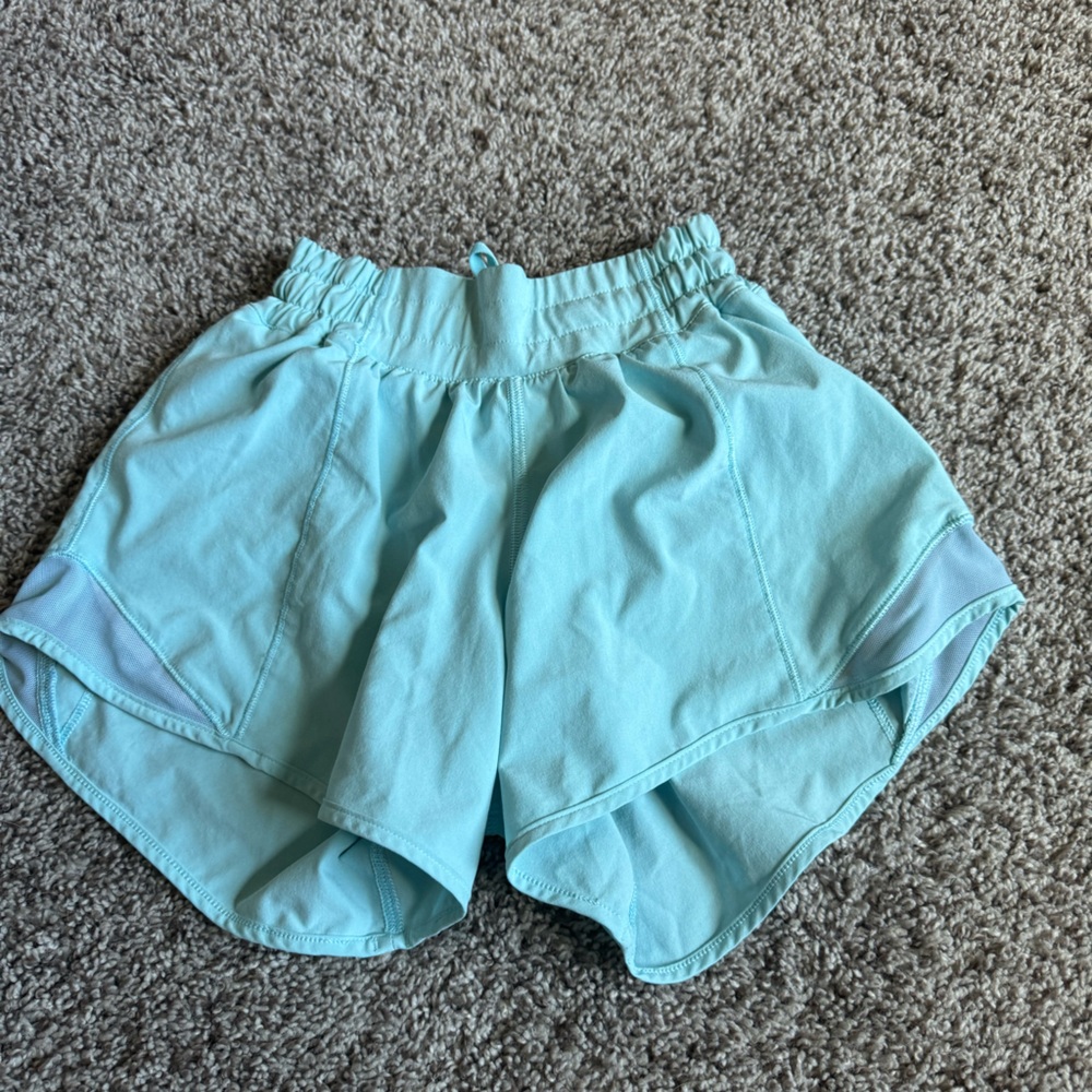 light blue lululemon 4” hottie hots
